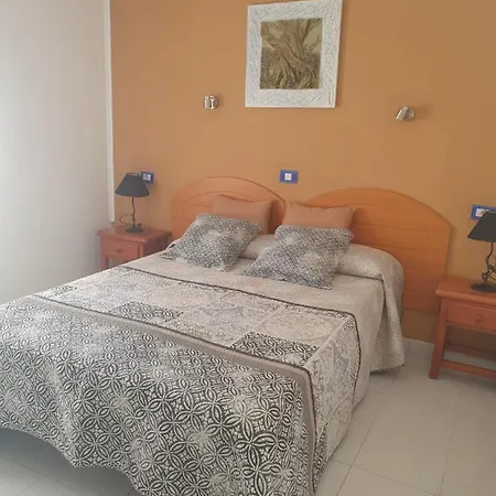 Apartmento Juana 2 *